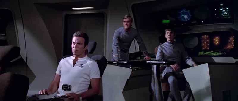 Transmit image of alien to Starfleet