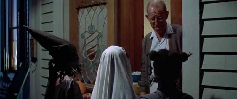 Trick or treat! Trick or treat!