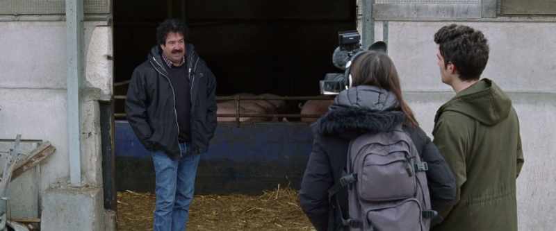 Trucks come to the Rungis market