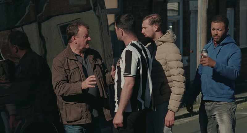 Try and stay together. Quickly, lads