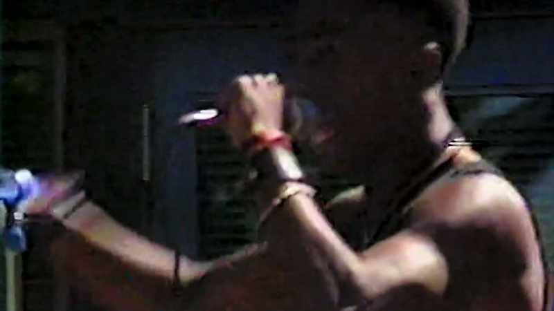 �� Try to stop me Oh, boy you'll be clawed to death ♪