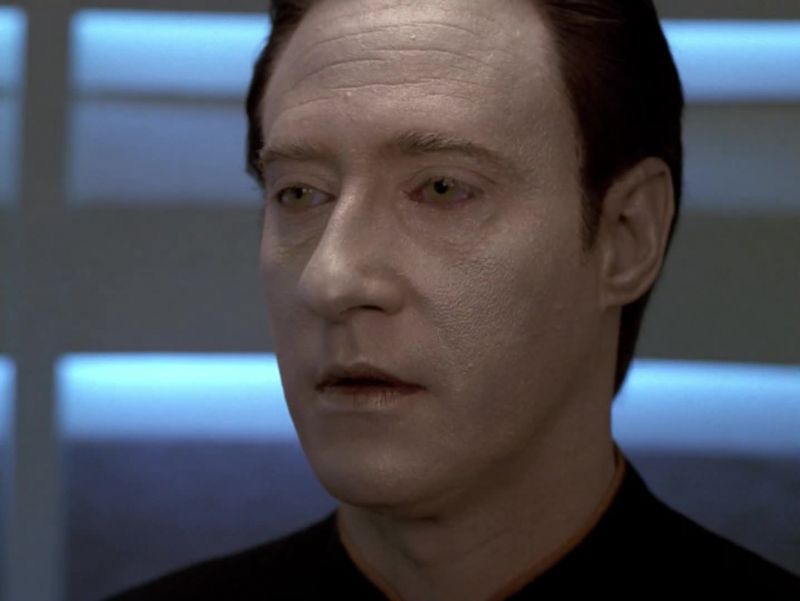Turbolift velocity is fluctuating. - Computer, halt at next level