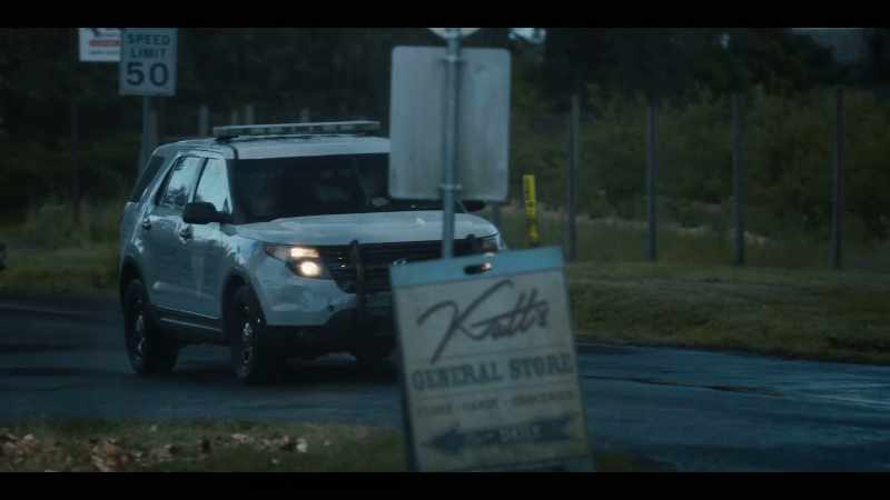 Turn your blinker on. Pull over at Katt's here