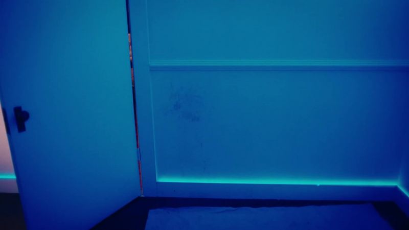 Turn the lights off