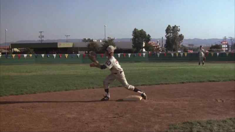 ( Turner ) He's going for two!