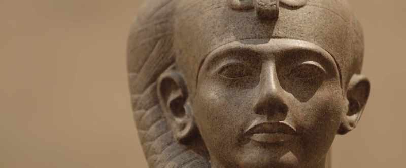Tutankhamun had many people advising him