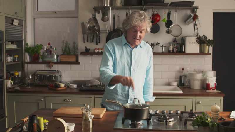 Twice as much water as that in the pan, already boiling