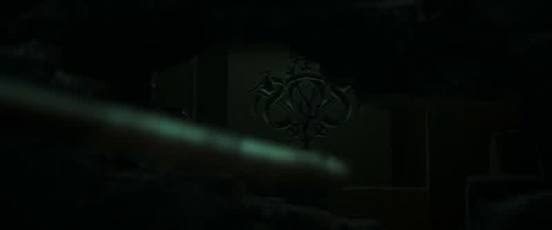 Two crossed keys