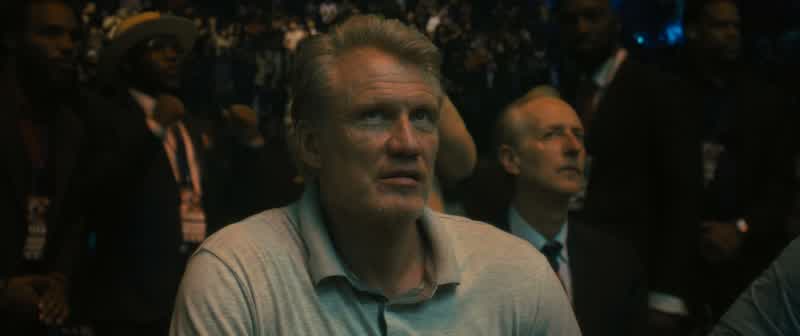 Two! Three! Four! Five! Six! That's it, that's it, that's it. Creed! Creed! - You okay? - Yeah. Box!