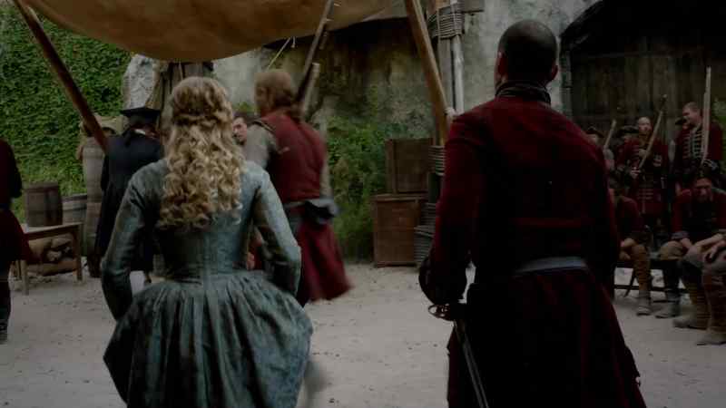 Two ships grounded and only one escaped the barricade