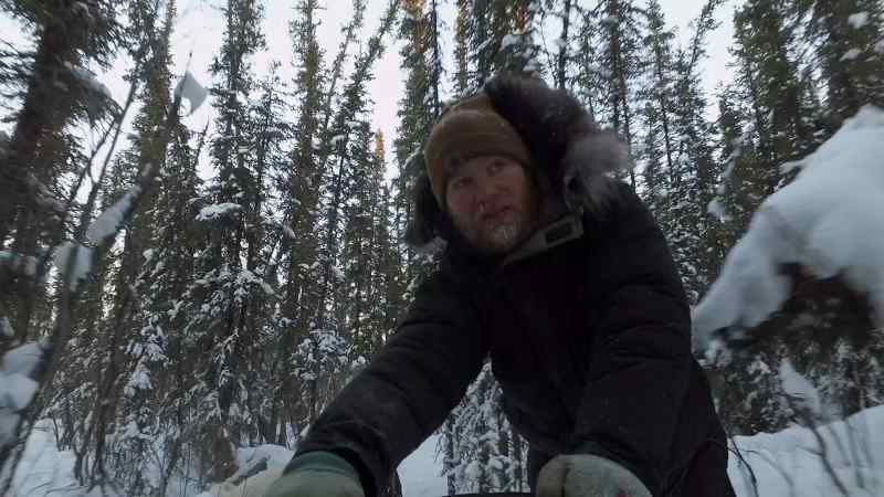 Tyler: COME ON, HIKE!
