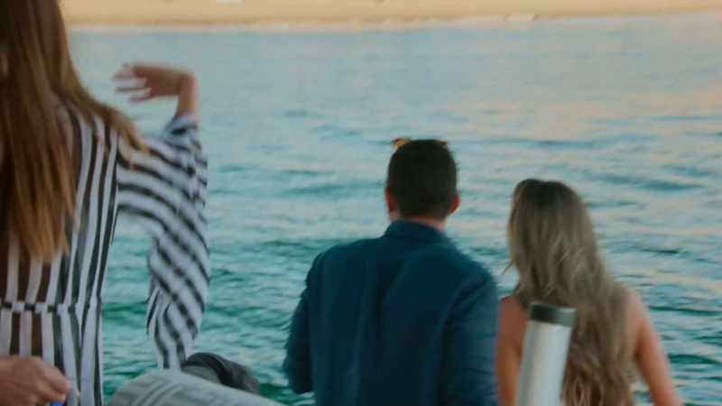 [Tyler] I'm going in! - [Polly] No, it's gonna…