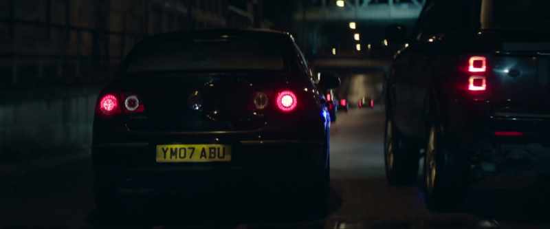 (tyres screech)