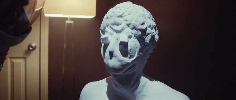 Uh, this bust has some sort of square eyes
