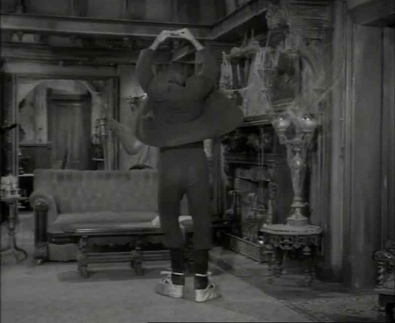 Uh! He's doing the ballet