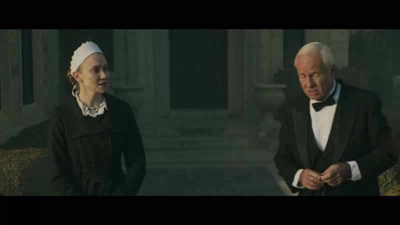 Uh, master-- - Lord Findley's plane