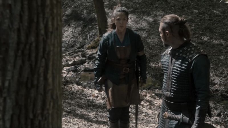 Uhtred, look