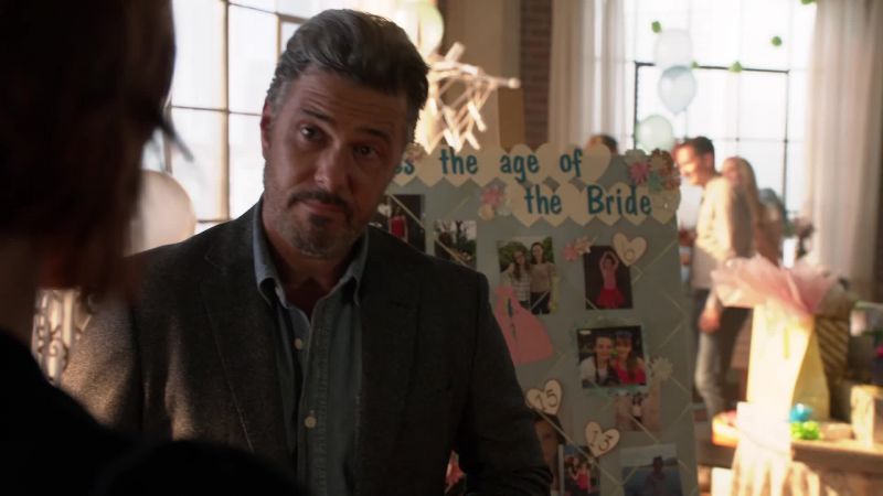 Um, papa, meet agent Alex Danvers