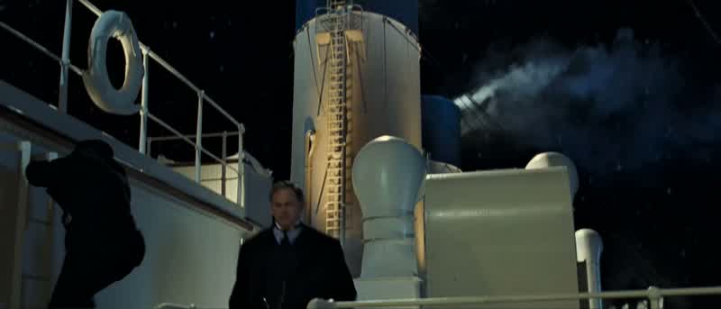 Uncover this boat!