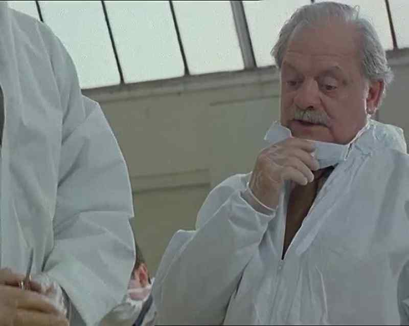 Unless l'm very much mistaken, this is our missing surgeon