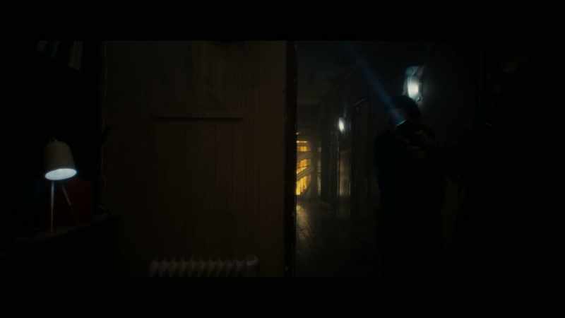 (unnerving music)