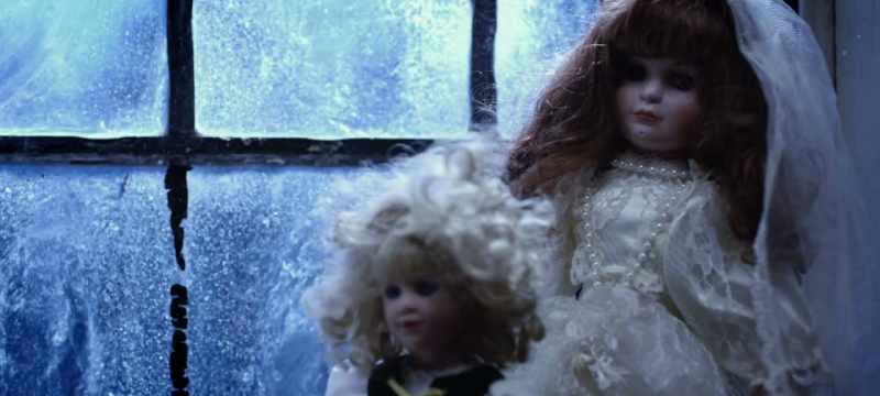 [unsettling nursery music ♪]