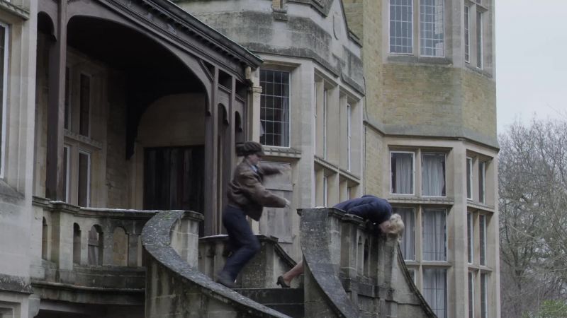 Up there, sir! Ravenscroft!