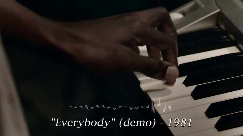 (upbeat synthesizer music)