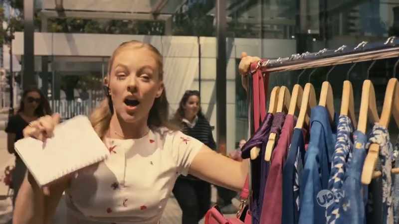 Using high quality fabrics and dyes