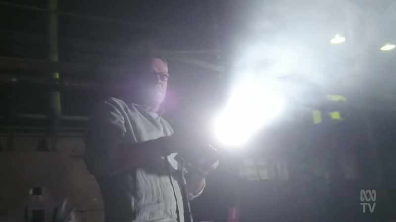 Using light, extraordinary Australians