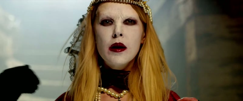 [Vampire Queen sighs]