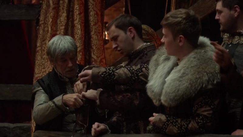 VAN COURT: Place your bets!