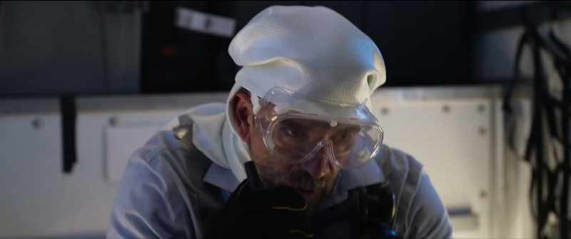 Vanessa, tell the captain to open the hatch