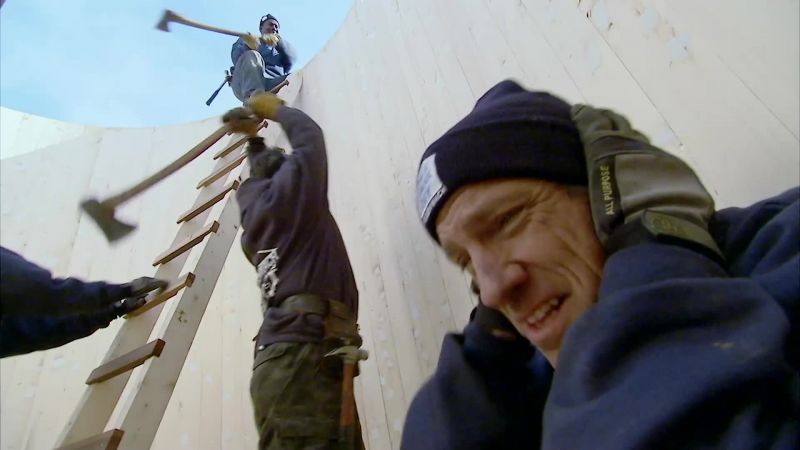 VERY UNUSUAL CONSTRUCTION WORKERS