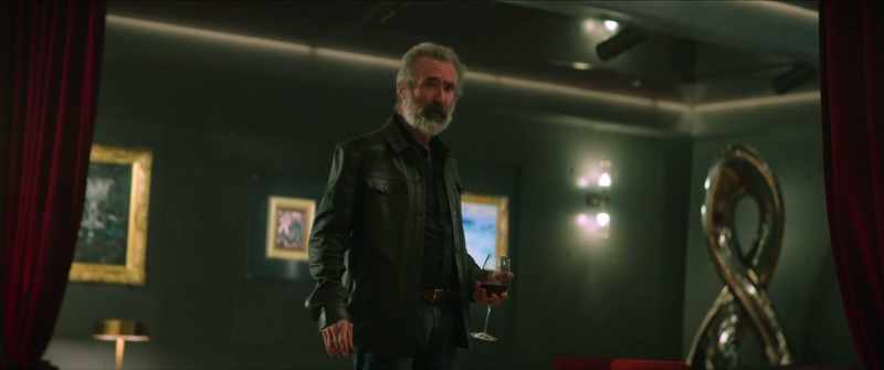 Victor. Victor, look at this room, man!