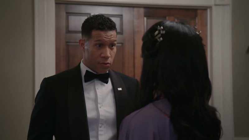 VICTORIA: THAT MONKEY THAT YOU JUST PUT INTO THE OVAL