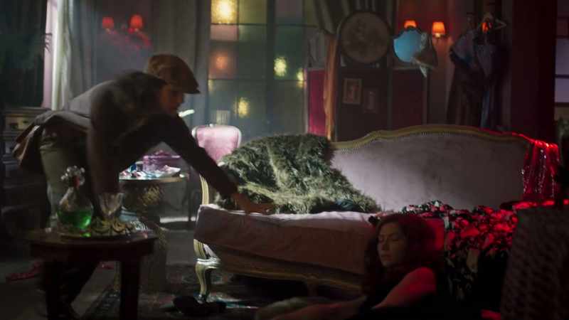Vivi. Vivi, wake up. Wake up
