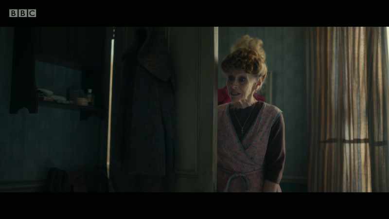 Vivien, love, there's someone here to see you