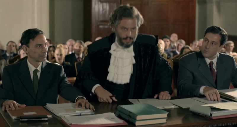 Vostro onore, posso mostrare le prove documentali?