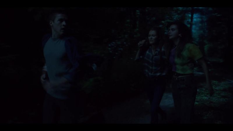 Wait! -We have to keep moving, Kins
