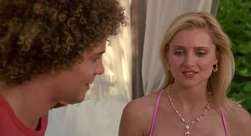 Wait You're interested in Kelly Yeah
