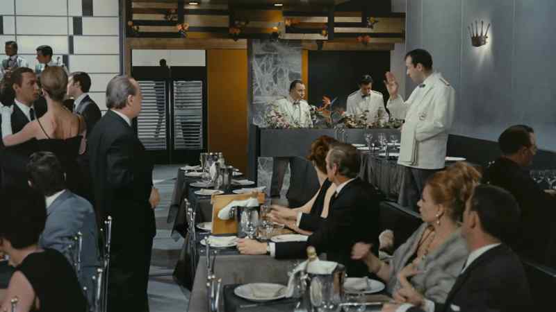 Waiter, can’t you handle this table?