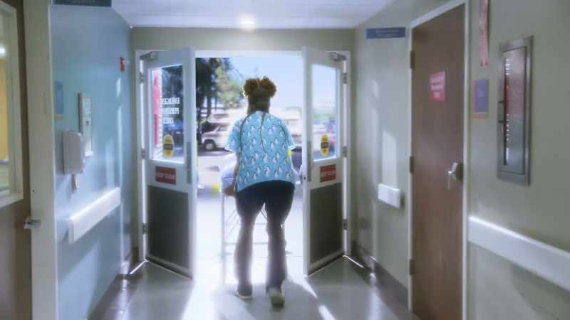 �� Walk, walk, walk, uh! ♪