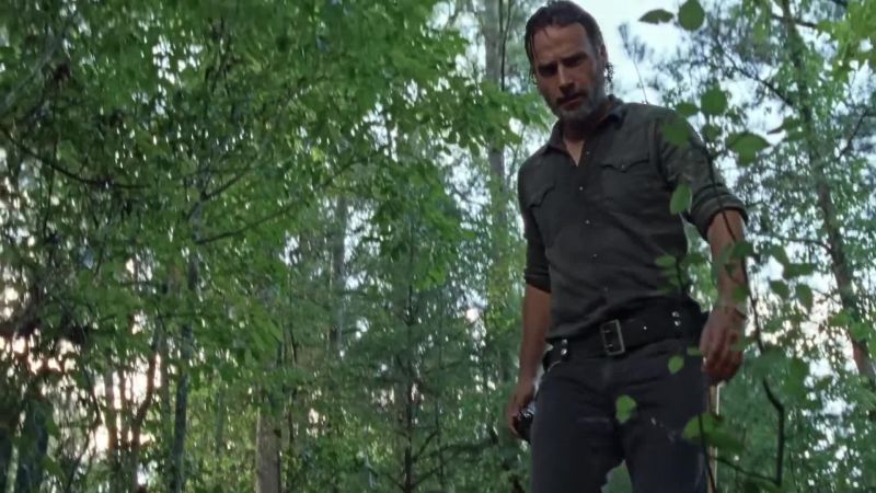 [Walkers growling in distance]