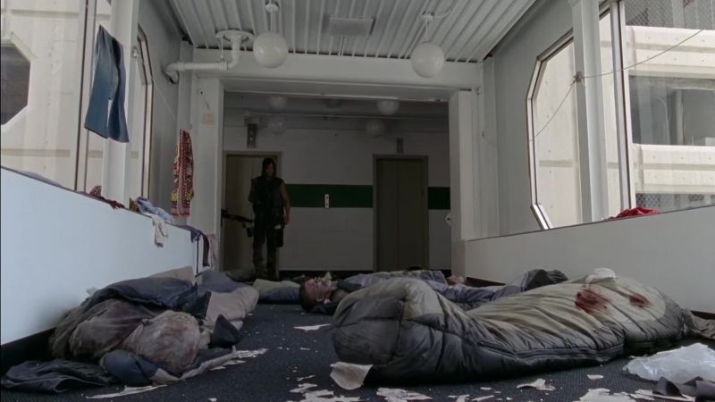 ( walkers snarling )