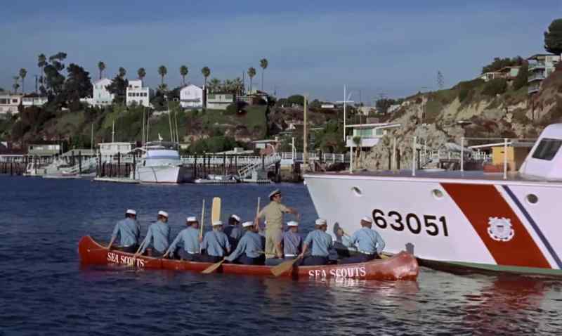 Walsh, drop the boarding ladder