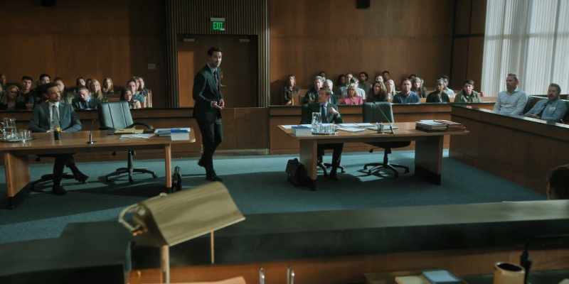 Was Mr. Elliott aware that he was not under arrest?