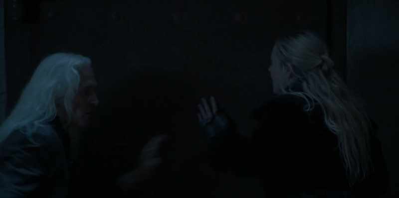 [Watchers growling]