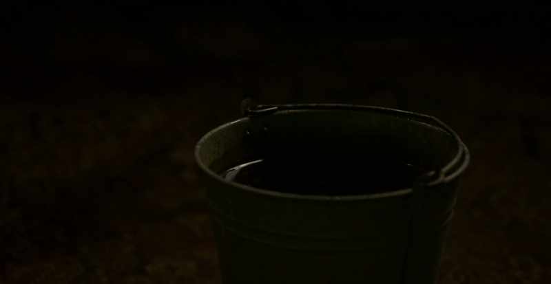 [water drop splashes]
