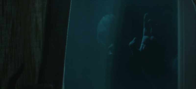 (water gushing) (finger tapping)